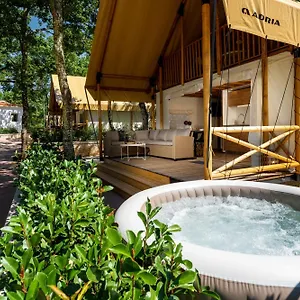Banki Green Istrian Village - & Glamping Tents Basici